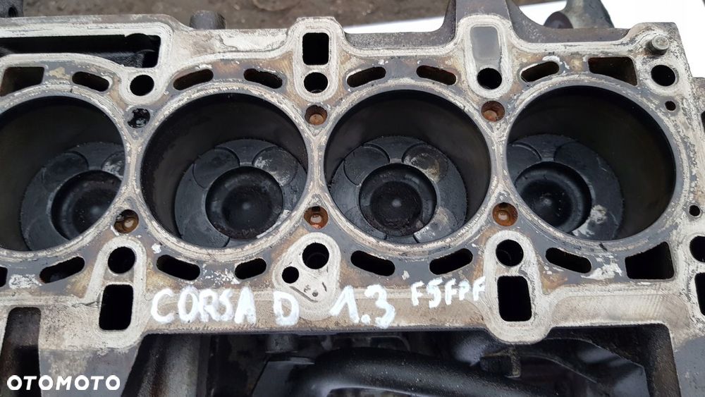 blok silnika Opel Corsa D 1.3 CDTI z13dtj - 14