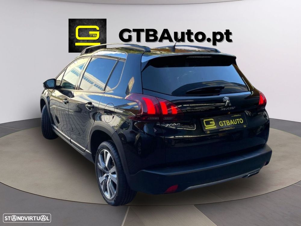 Peugeot 2008 - 8