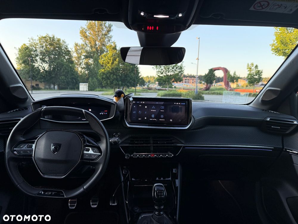Peugeot 208 1.2 PureTech GT S&S - 6