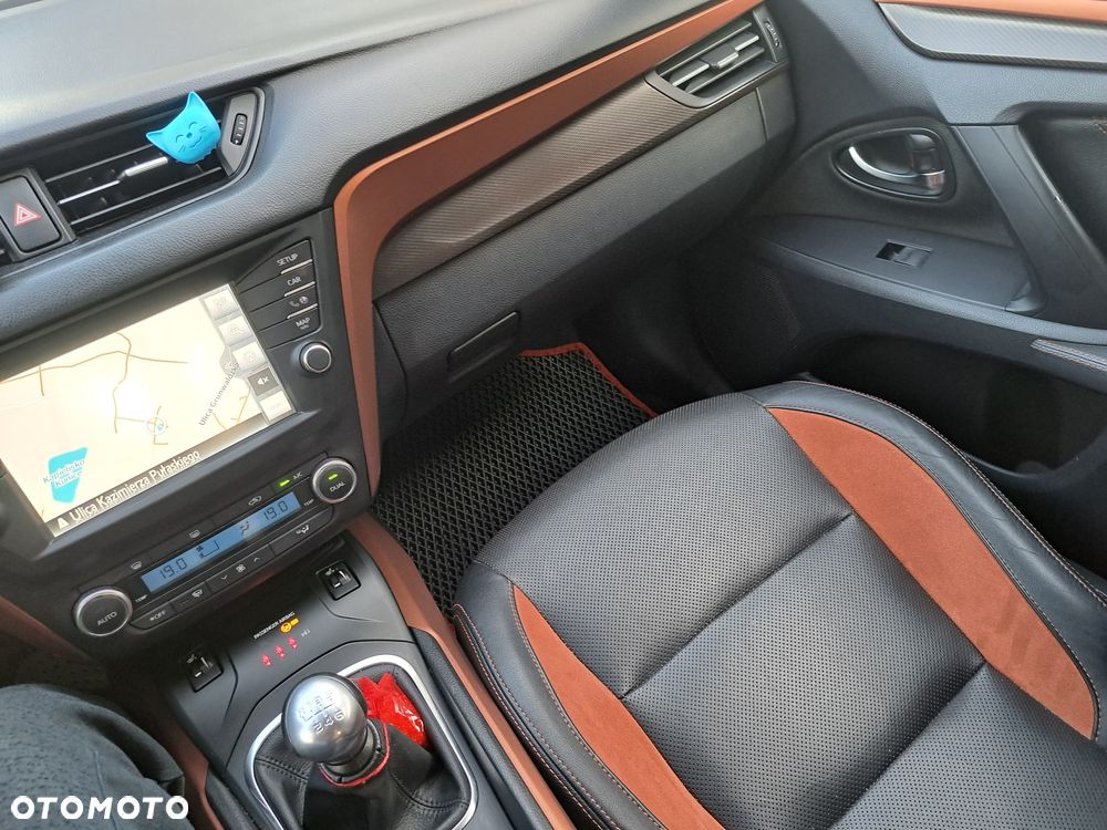 Toyota Avensis 1.8 Premium - 13