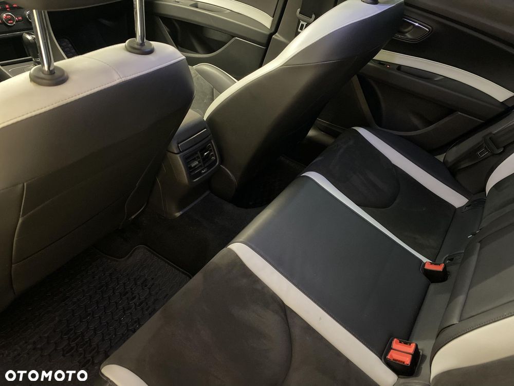 Seat Leon 2.0 TSI Cupra S&S DSG - 11