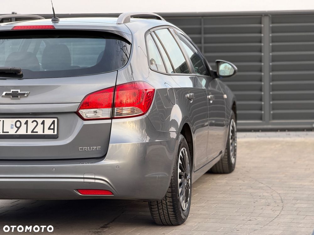 Chevrolet Cruze 1.6 LT+ - 26
