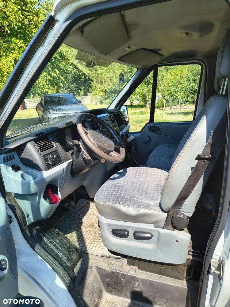 Ford Transit - 6