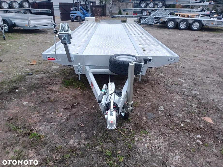 Niewiadów Saturn 4,5m DMC 2700 kg - 7