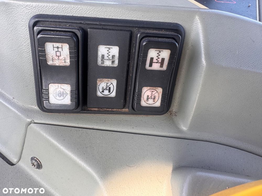 Massey Ferguson 8250 PowerControl - 12