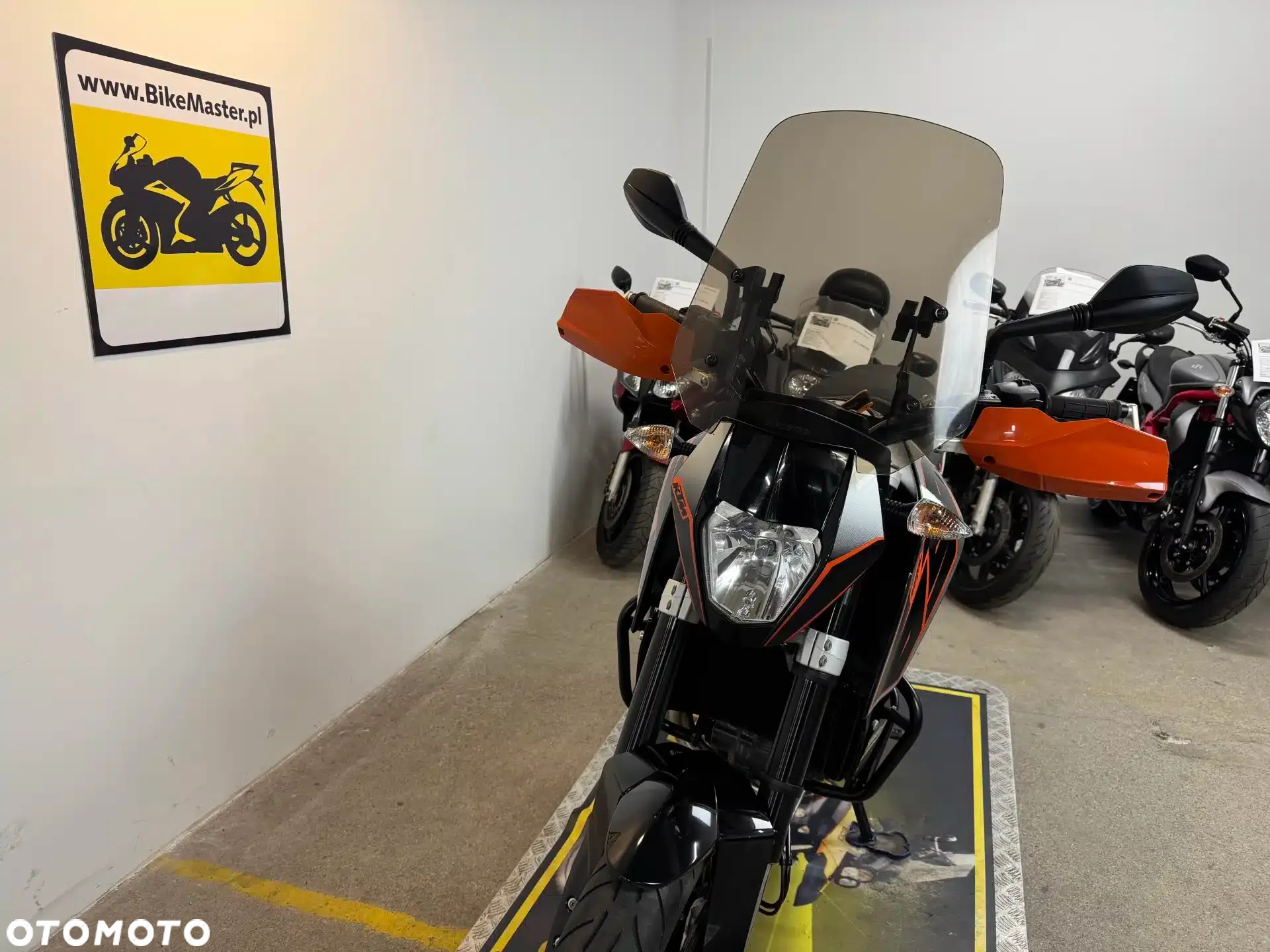 KTM Duke - 32