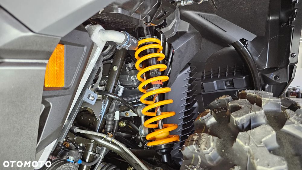 Can-Am Outlander - 16