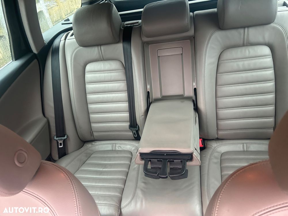 Volkswagen Passat 2.0 TDI 4Motion DPF DSG R-Line Edition Plus - 6