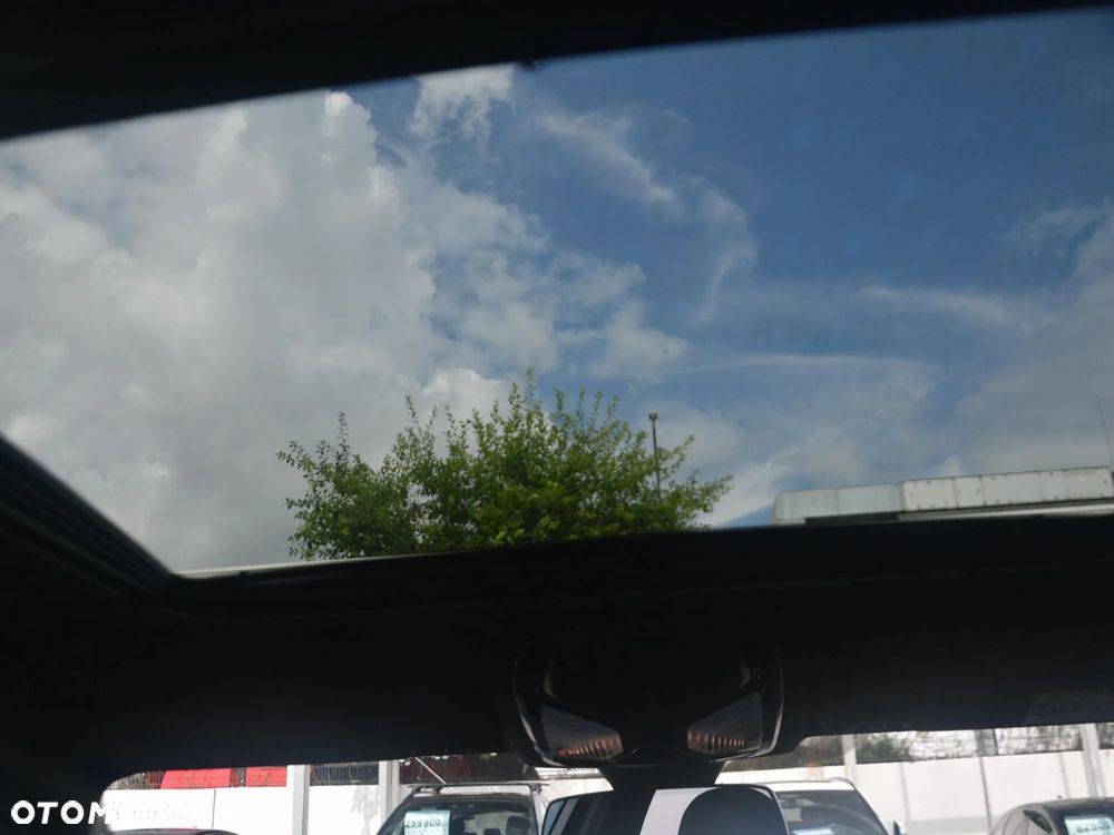 BMW Seria 3 320d M Sport - 14