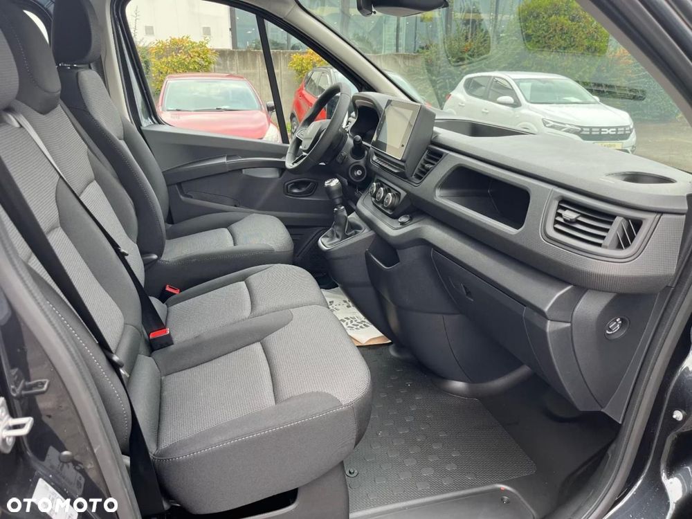 Renault Trafic - 10
