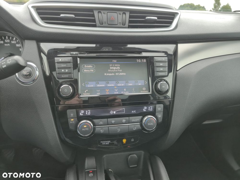 Nissan Qashqai 1.3 DIG-T N-WAY - 16