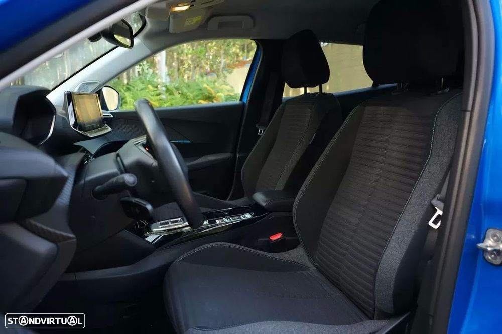 Peugeot e-2008 Style - 30