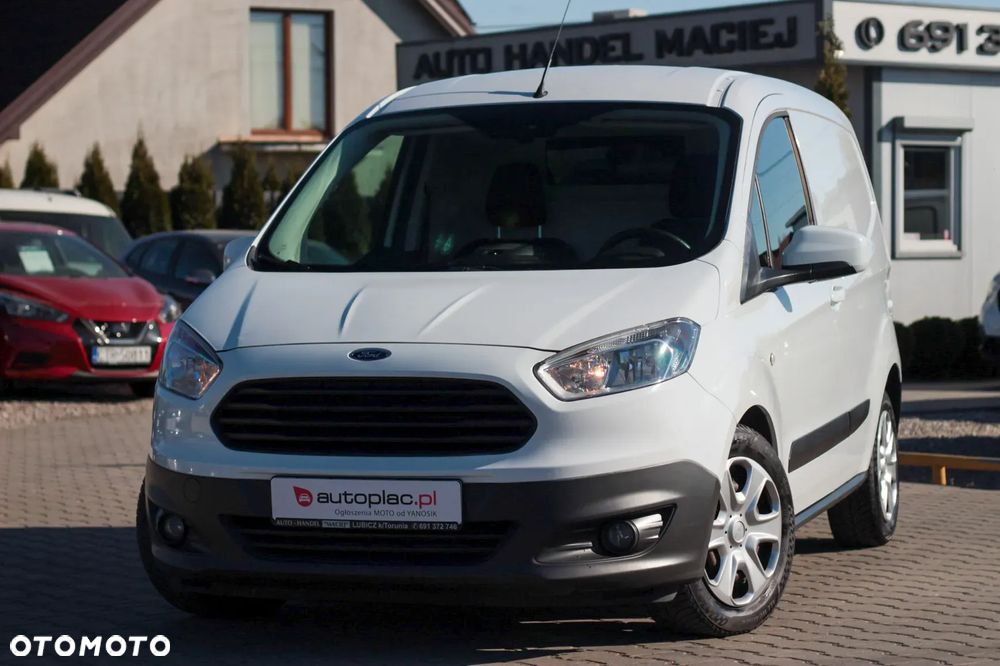 Ford Transit Courier - 1