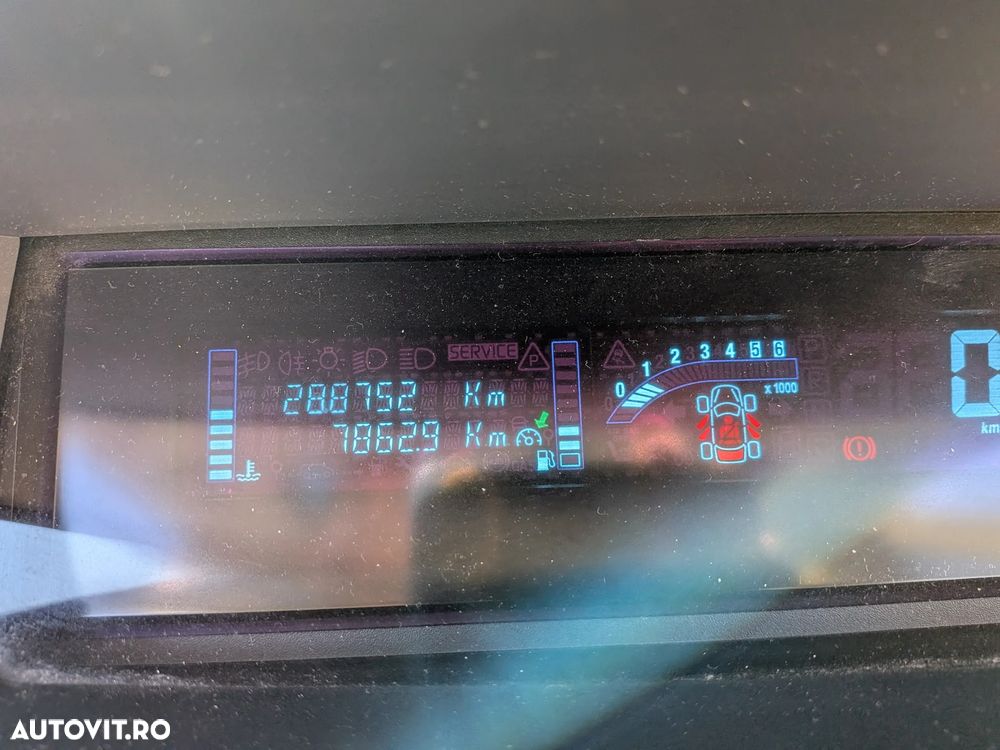 Renault Espace ver-2-0-dci-fap-initiale - 7
