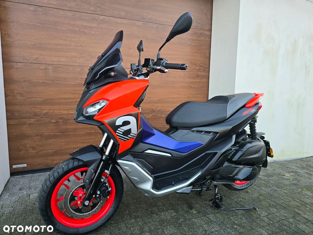 Aprilia SR - 19