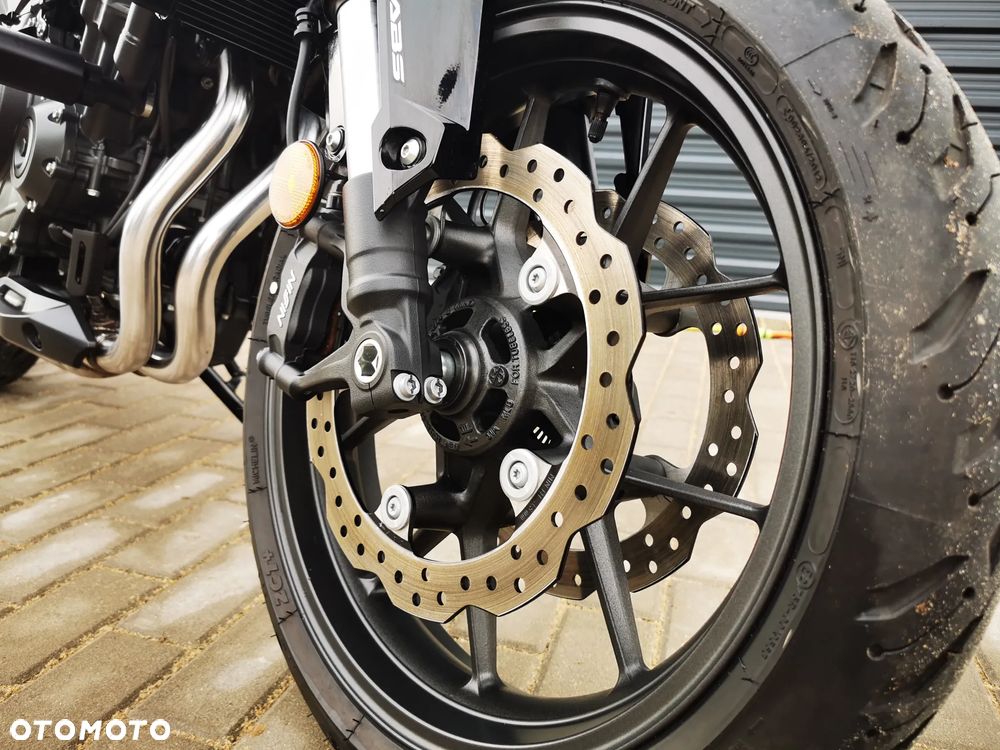 Honda Hornet - 15