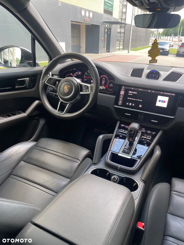 Porsche Cayenne Tiptronic S - 8