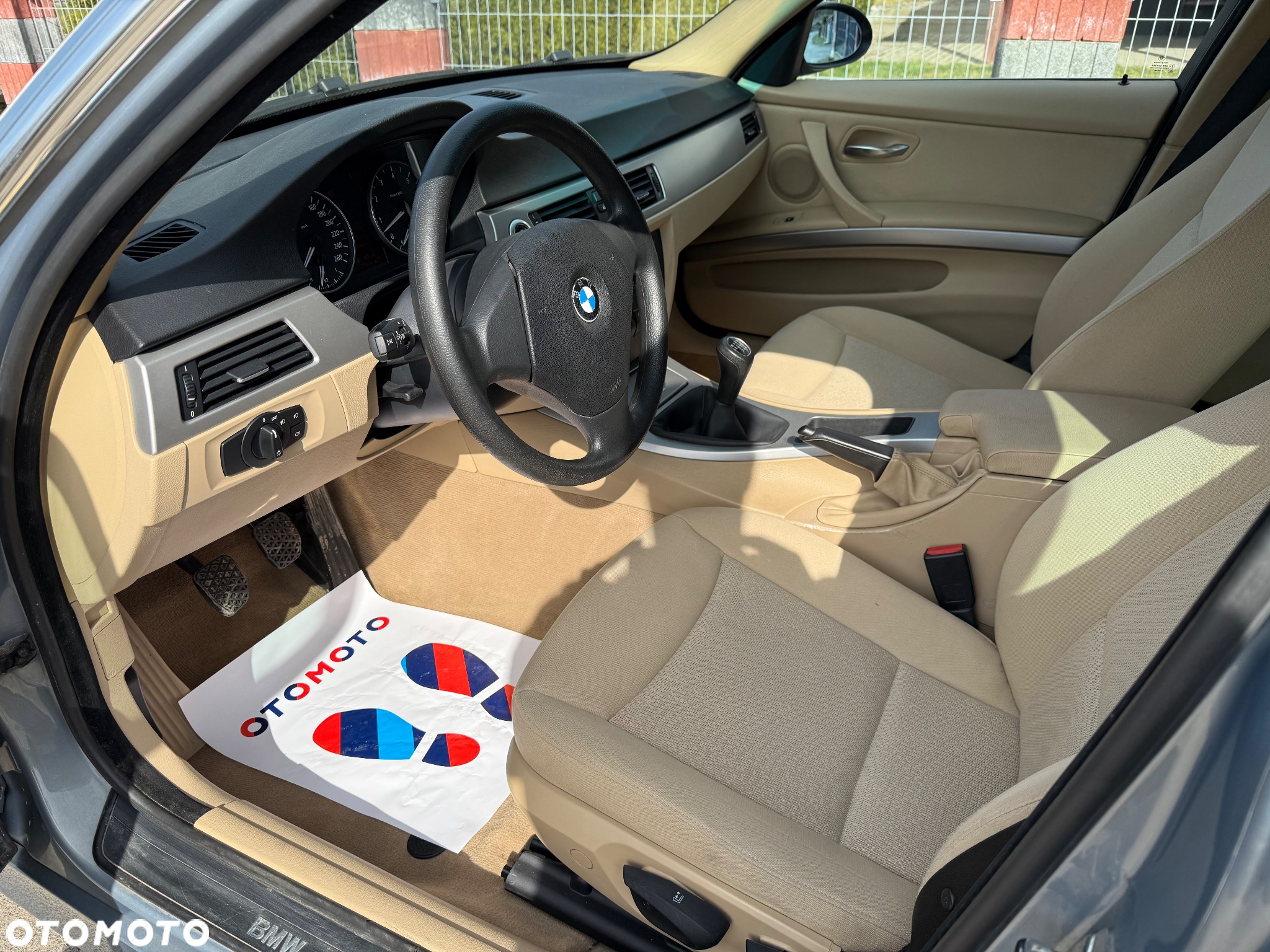 BMW Seria 3 325i - 15