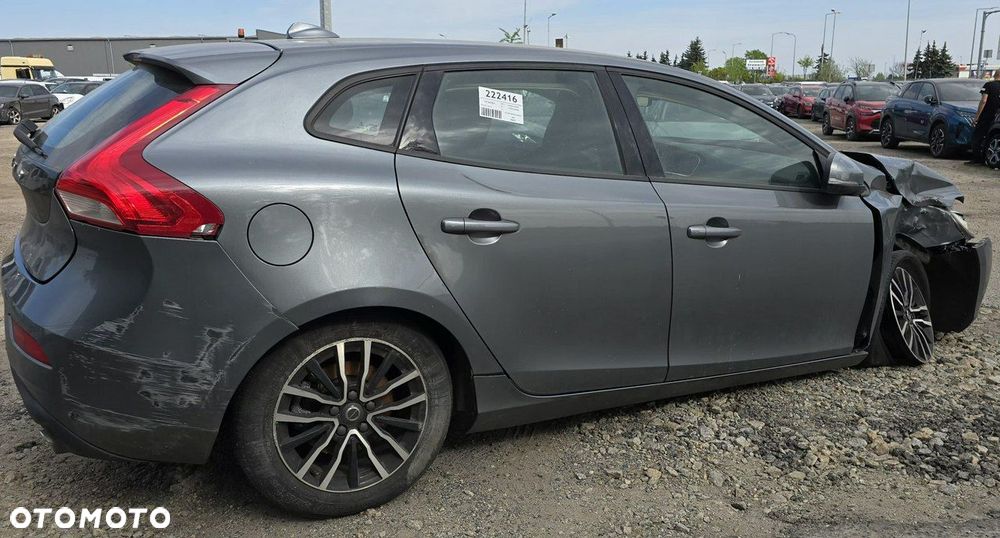 Volvo V40 - 4