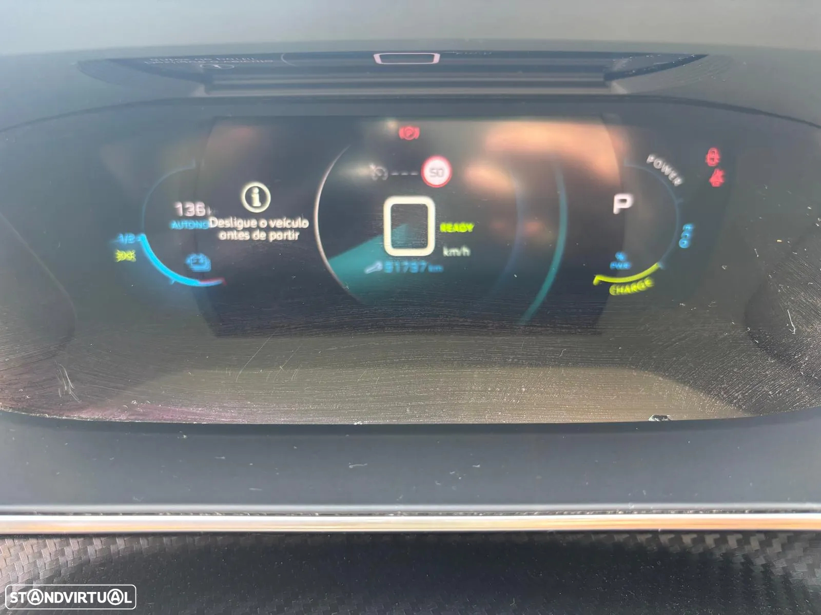 Peugeot e-2008 Allure - 10