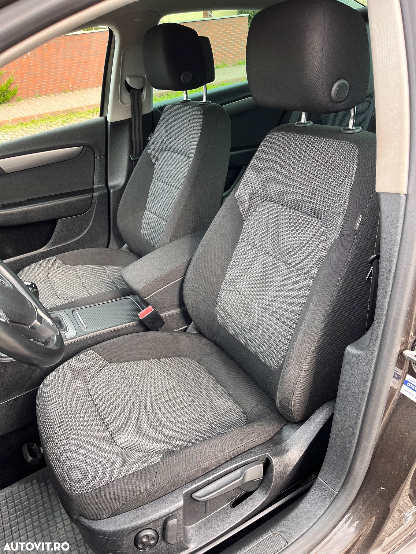 Volkswagen Passat 2.0 TDI BlueMotion Tehnology Comfortline - 8