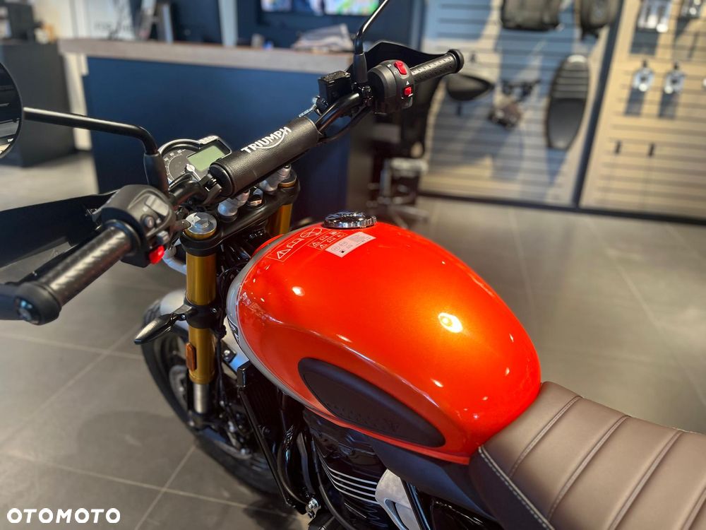 Triumph Scrambler - 19
