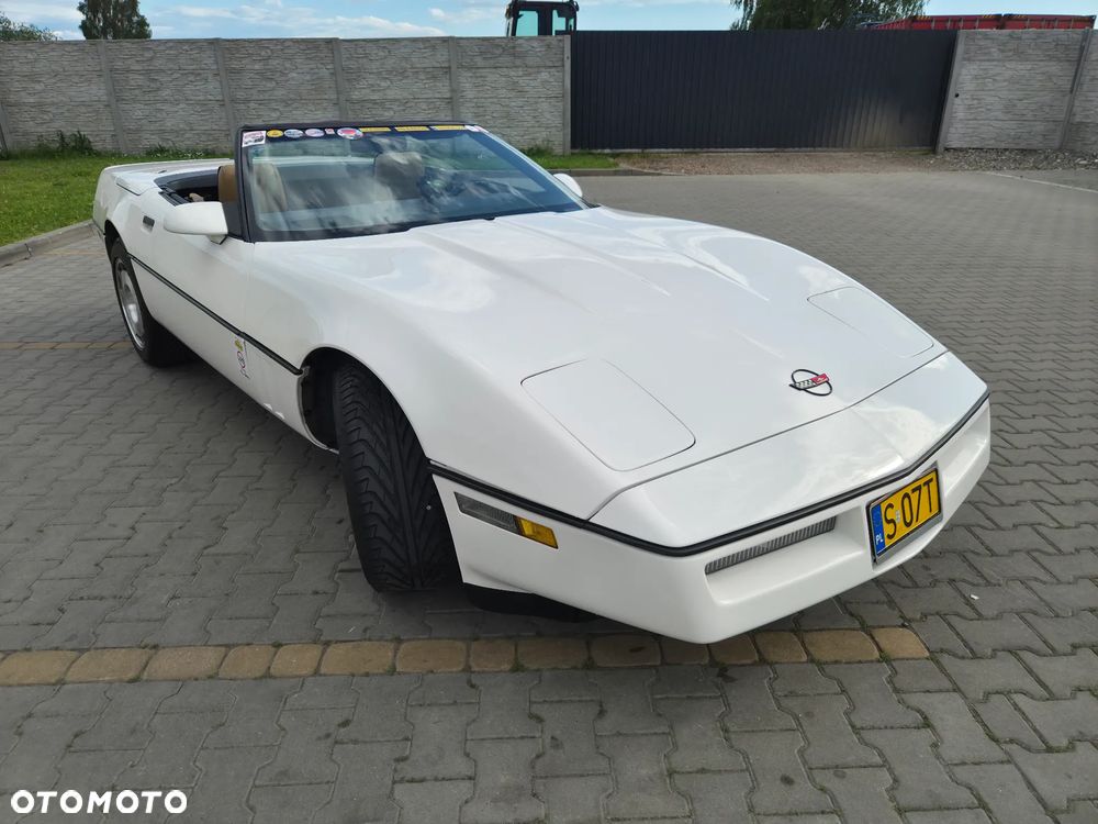 Chevrolet Corvette - 8