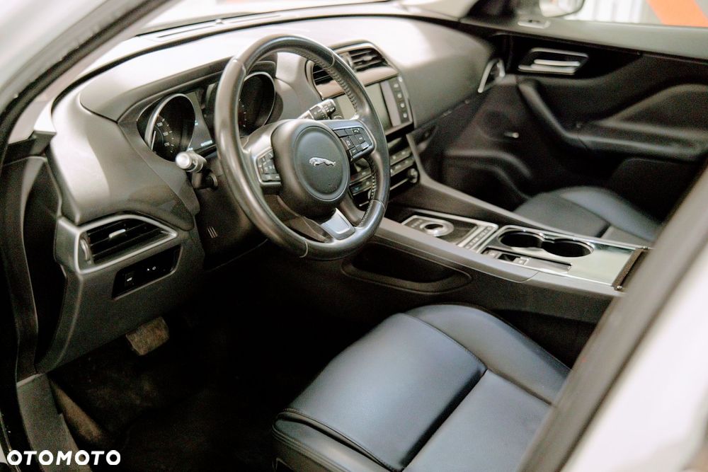 Jaguar F-Pace 35t AWD Prestige - 20