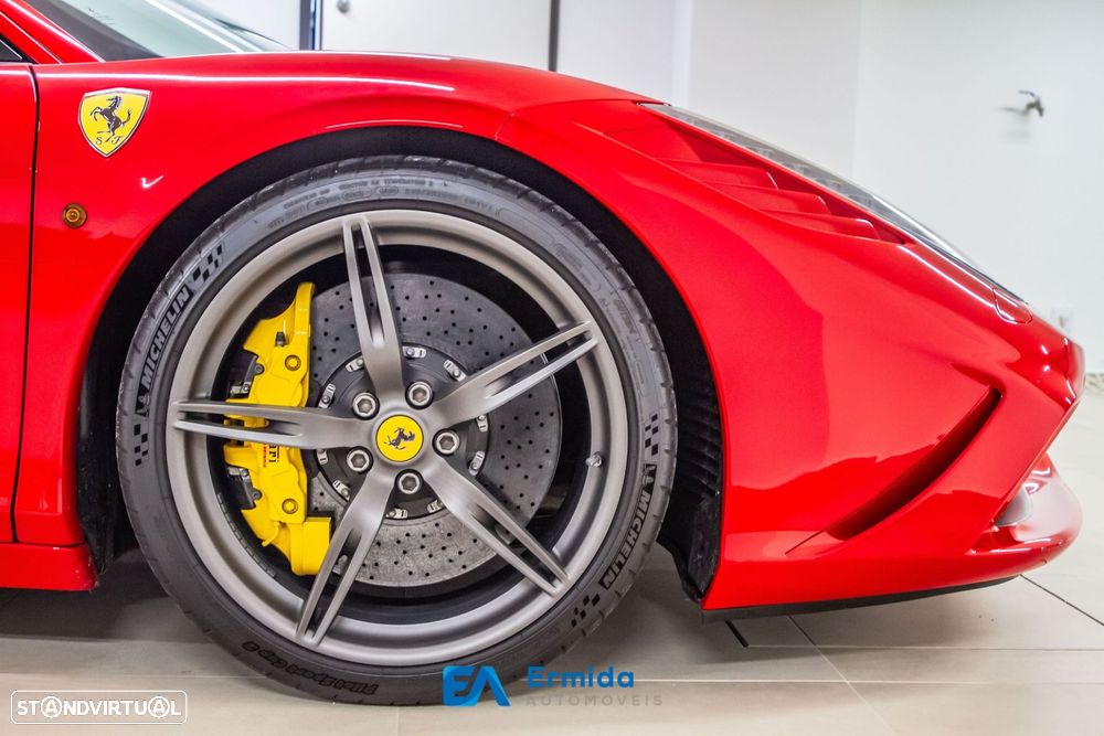 Ferrari 458 Speciale - 18