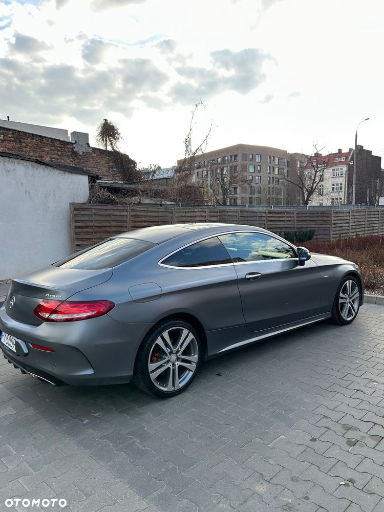 Mercedes-Benz Klasa C 300 7G-TRONIC - 2