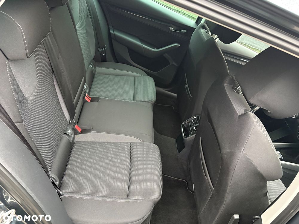 Skoda Octavia 2.0 TDI Ambition DSG - 7