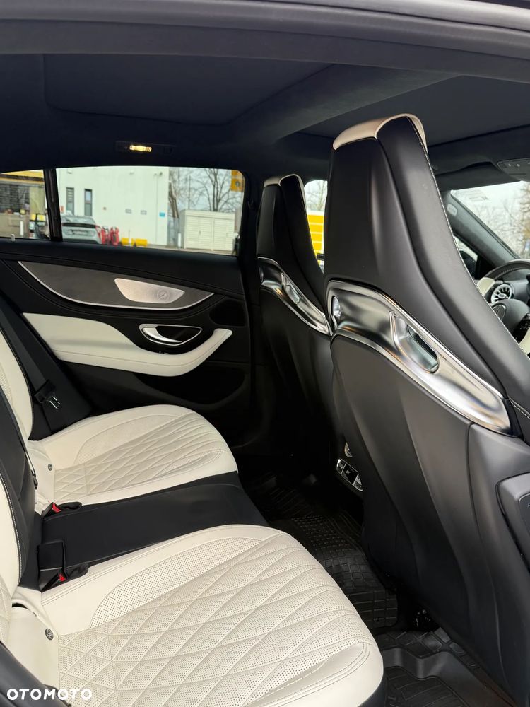 Mercedes-Benz AMG GT 43 4-Matic+ - 16