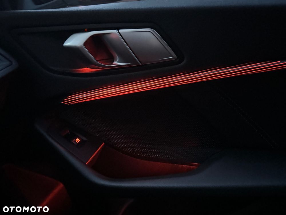 BMW Seria 1 118d Sport Line - 27