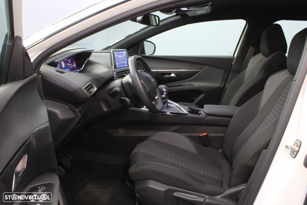 Peugeot 5008 1.2 PureTech Active Pack - 23