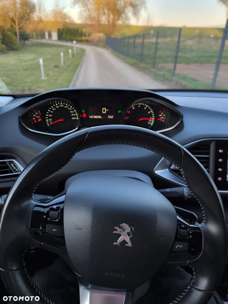 Peugeot 308 82 VTi Active - 12