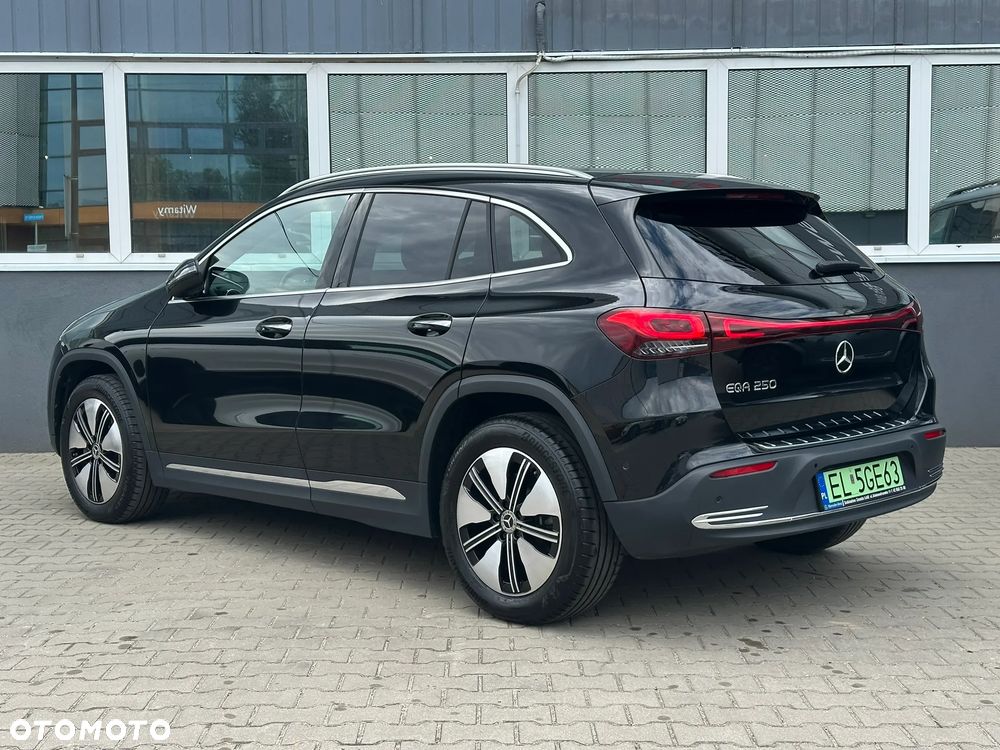 Mercedes-Benz EQA 250 66.5kWh Electric Art - 3