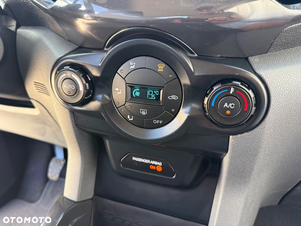 Ford EcoSport 1.0 EcoBoost TITANIUM - 26