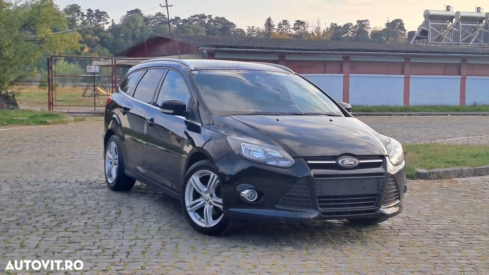 Ford Focus 1.6 TI-VCT Champions Edition - 1