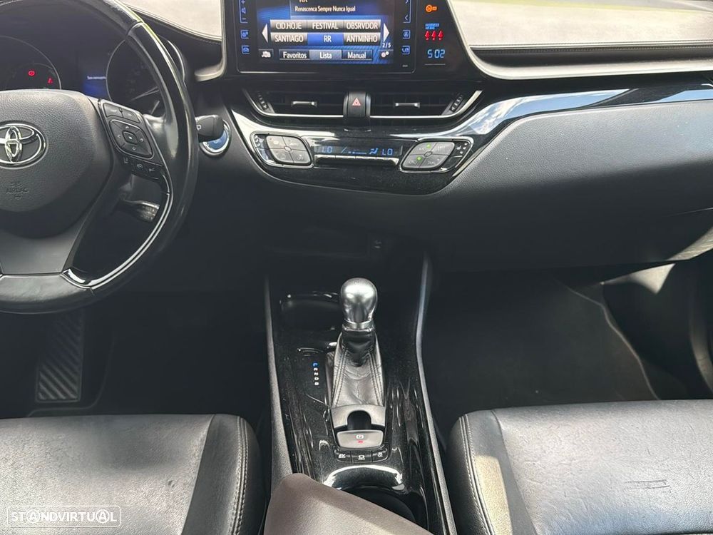 Toyota C-HR 1.8 HSD Exclusive+P.Luxury - 13