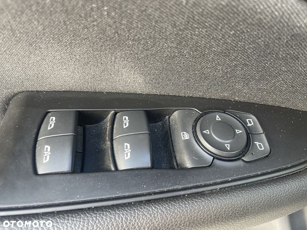 Opel Insignia 1.6 (118g) Business Edition - 9