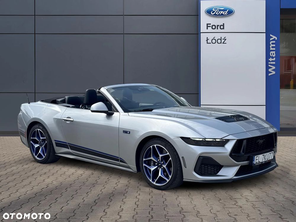 Ford Mustang - 3