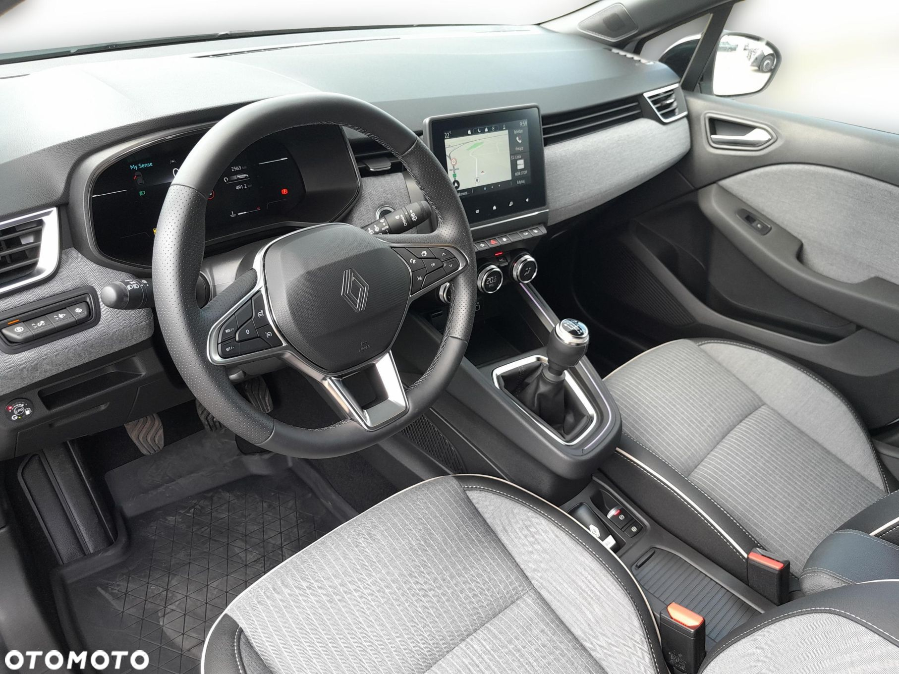 Renault Clio - 9