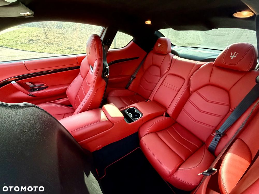 Maserati GranTurismo - 10