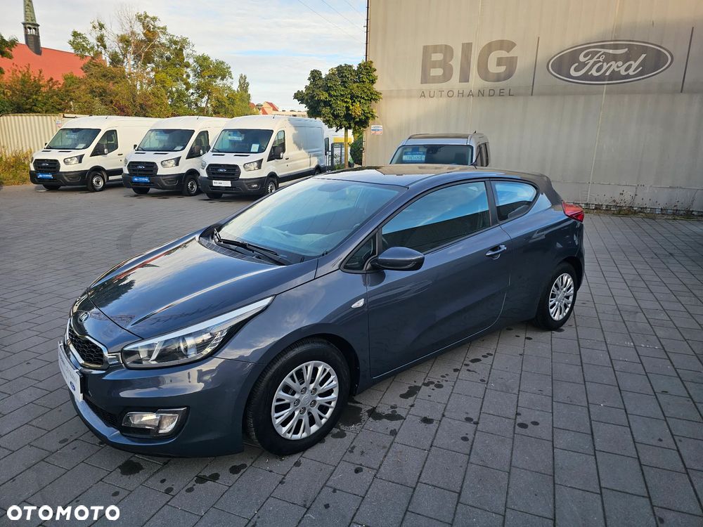 Kia Ceed 1.4 L - 2