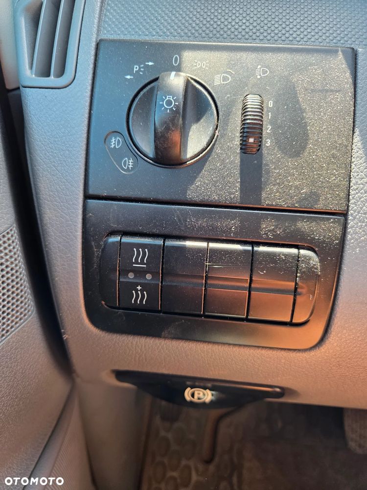 Mercedes-Benz Vito - 15