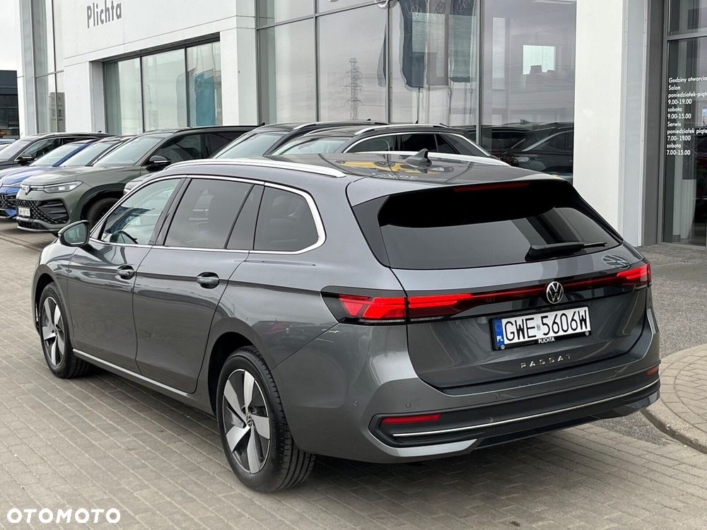 Volkswagen Passat Variant 2.0 TDI SCR Business Plus DSG - 5