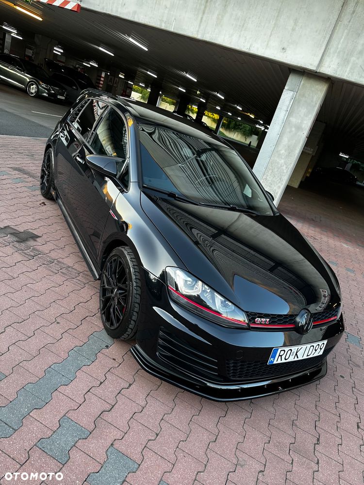 Volkswagen Golf GTI 2.0 TSI OPF DSG Performance - 6