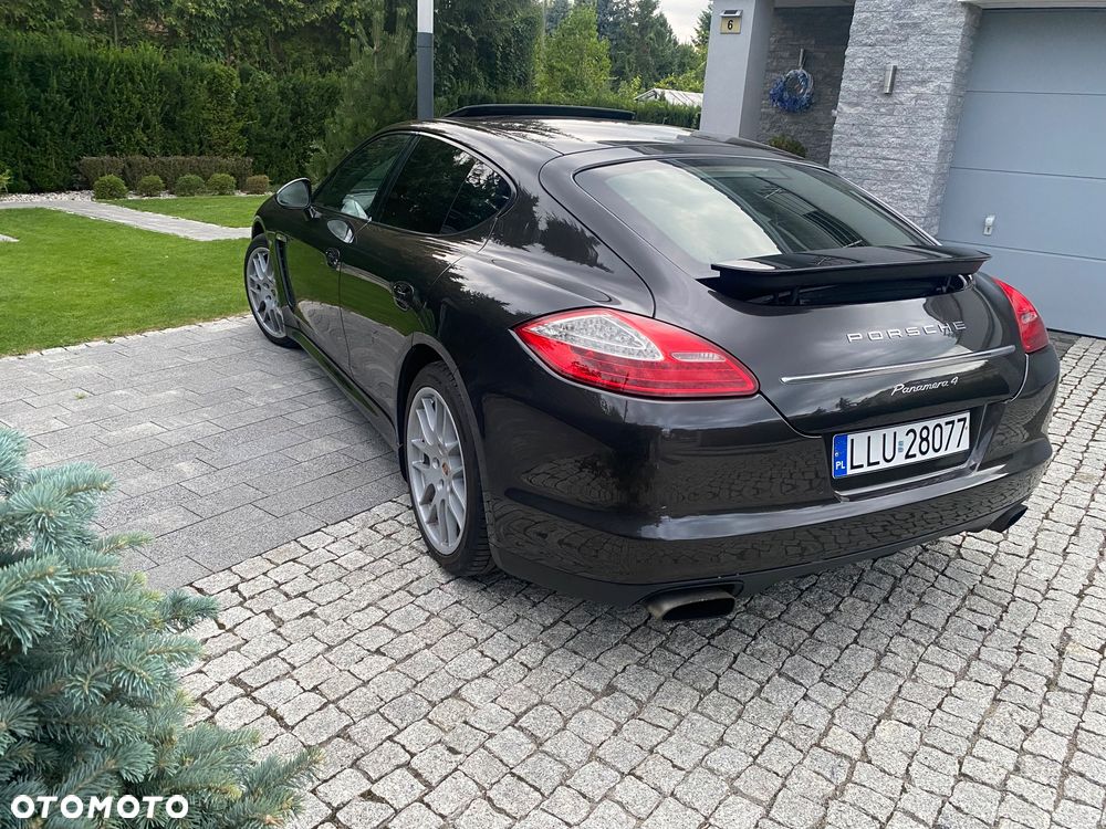 Porsche Panamera 4 - 4