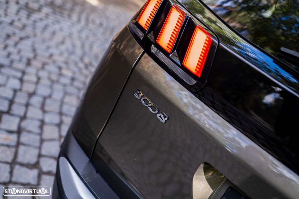 Peugeot 3008 1.6 Hybrid Allure e-EAT8 - 40