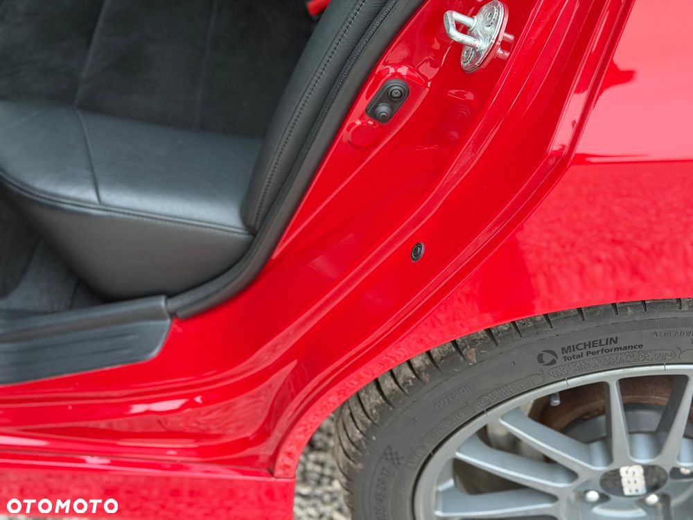 Mitsubishi Lancer Evo IX - 17